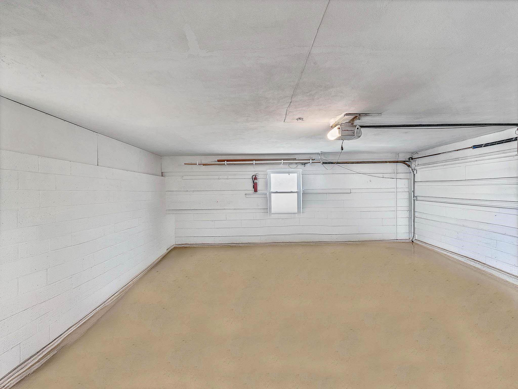 Palm Ridge 31-30 B - Residential