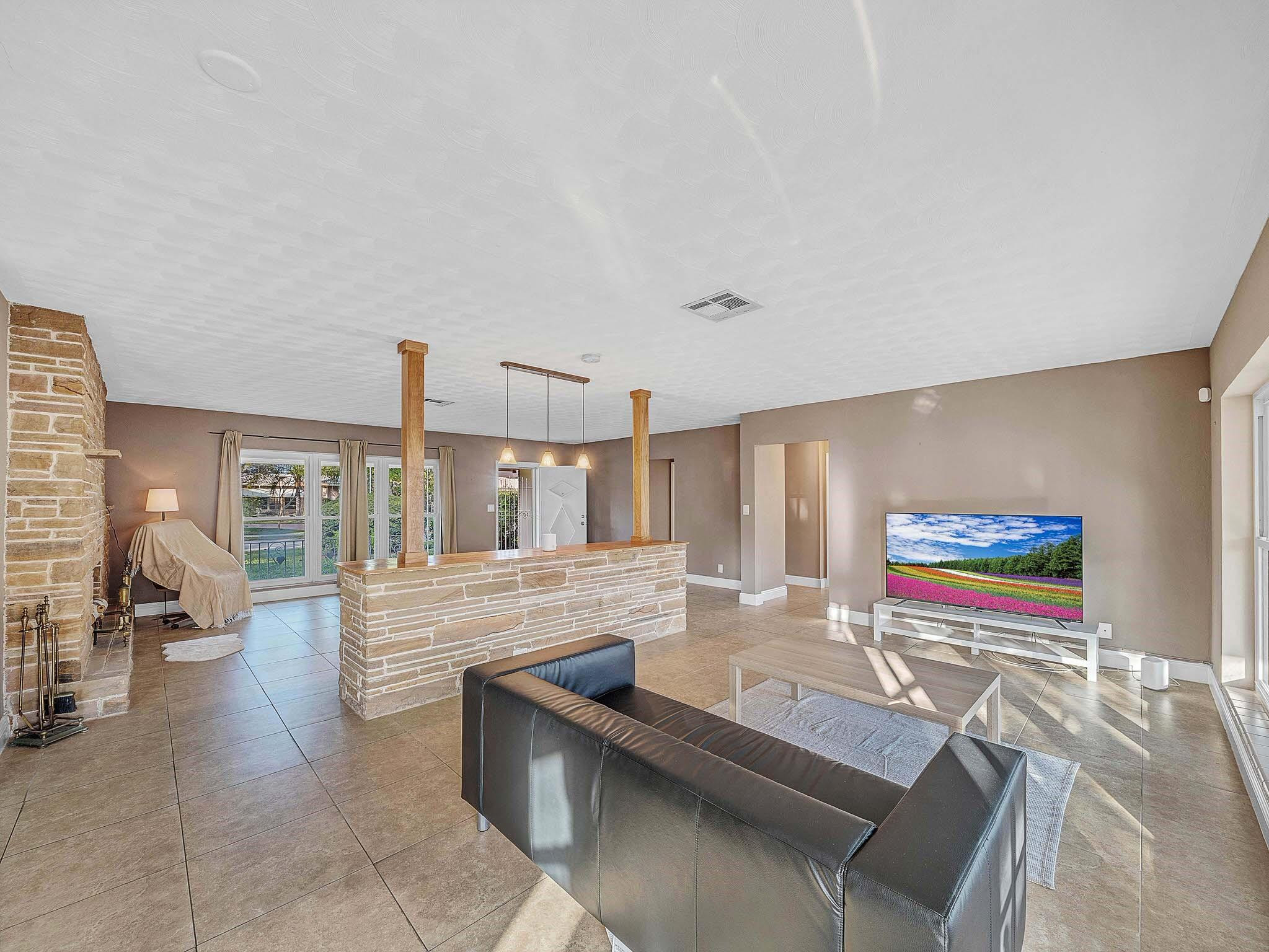 Palm Ridge 31-30 B - Residential