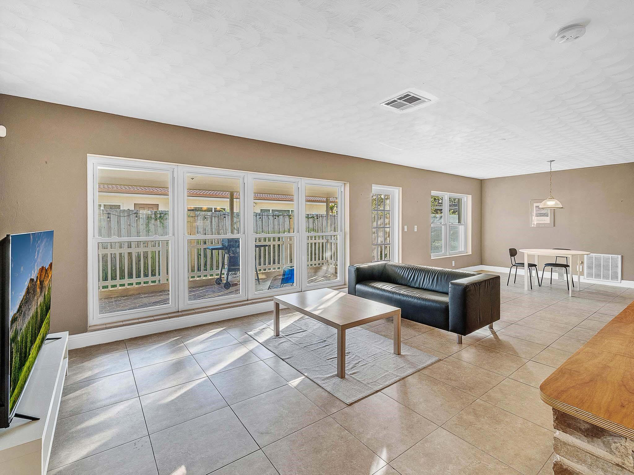 Palm Ridge 31-30 B - Residential