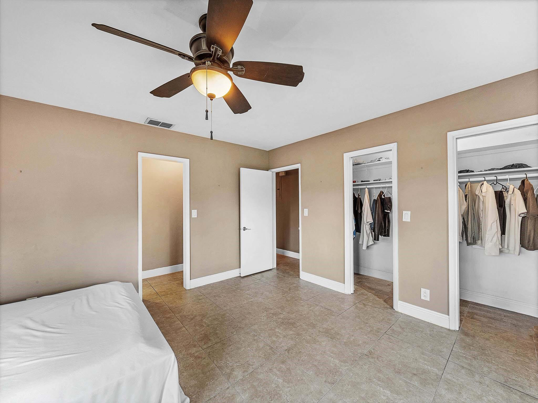 Palm Ridge 31-30 B - Residential