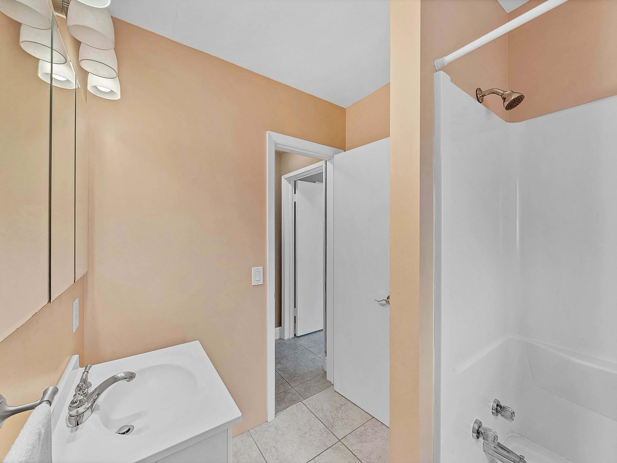 Palm Ridge 31-30 B - Residential