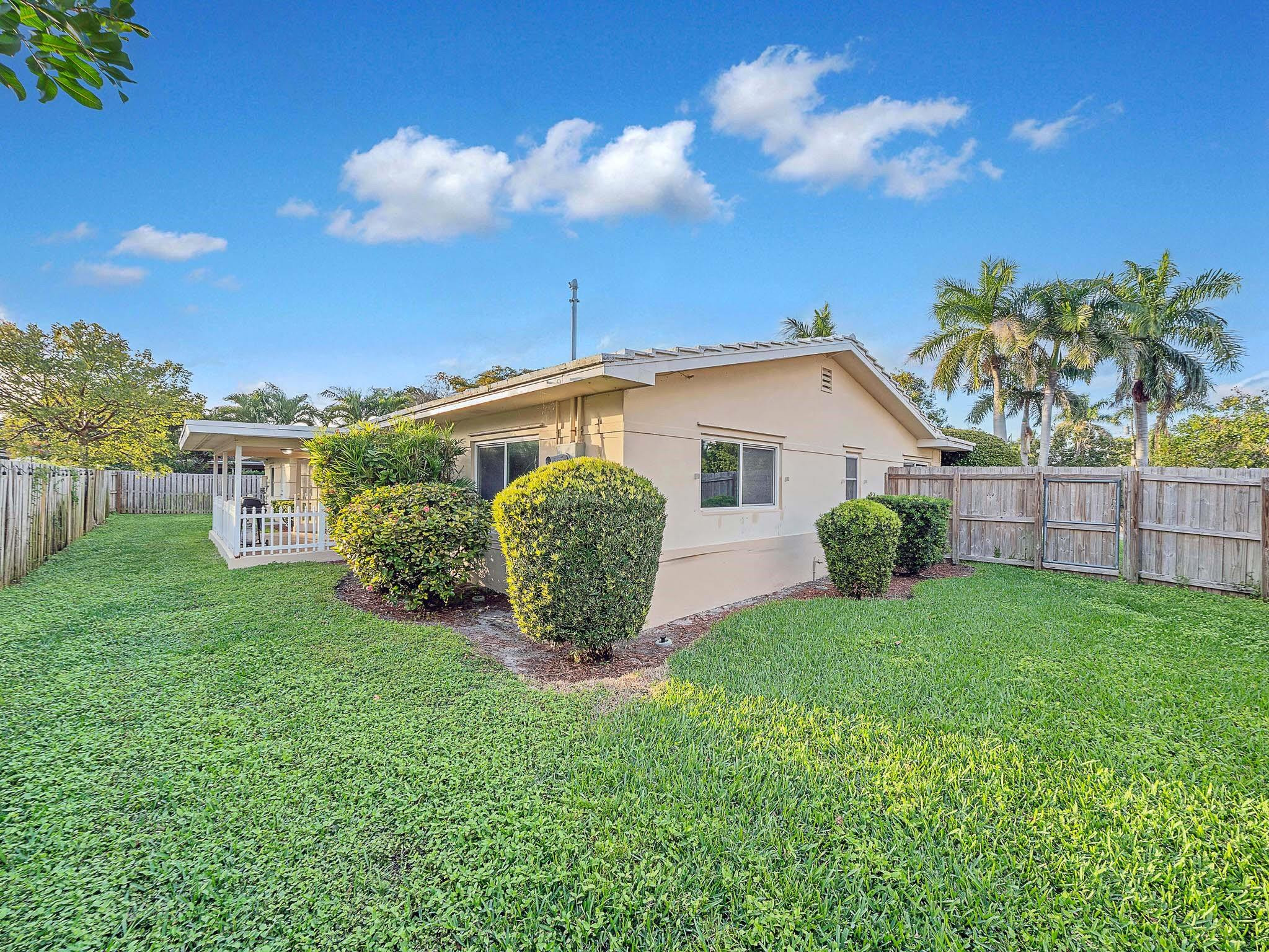 Palm Ridge 31-30 B - Residential