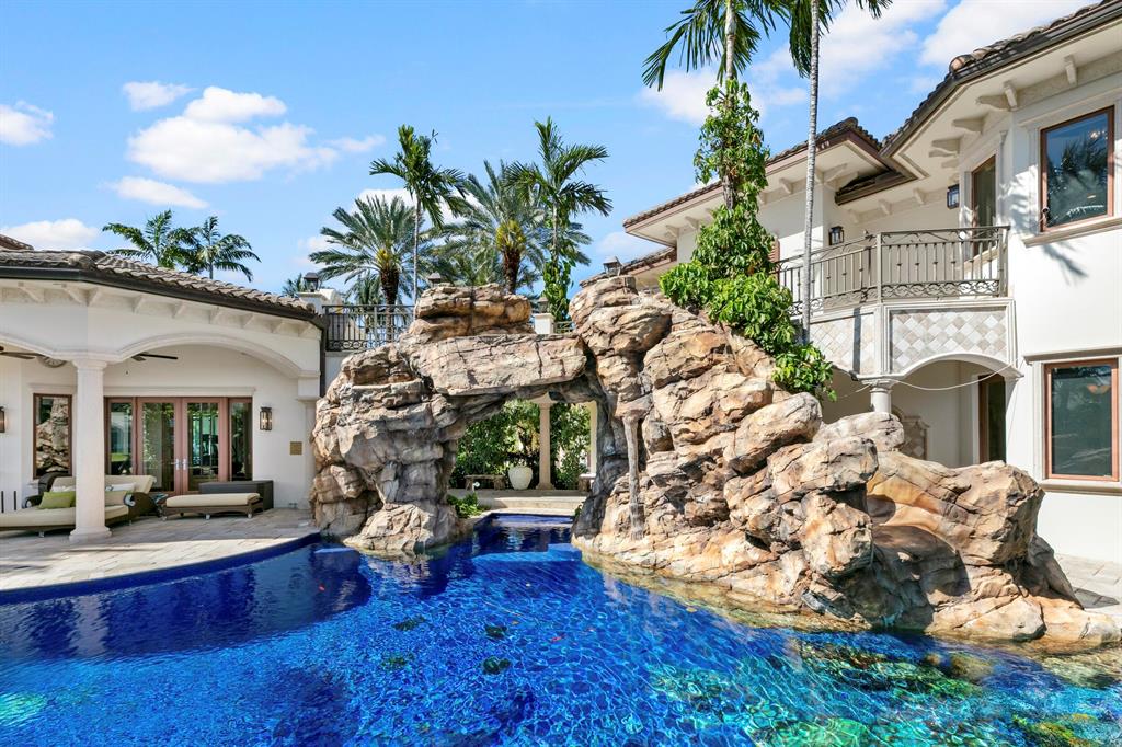 HILLSBORO ISLES - Residential