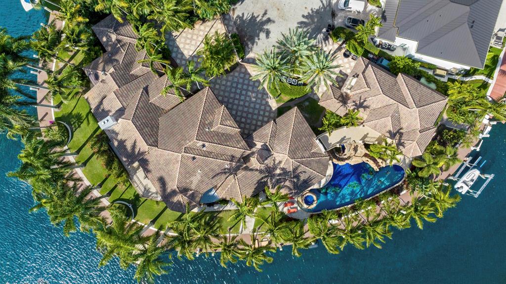 HILLSBORO ISLES - Residential