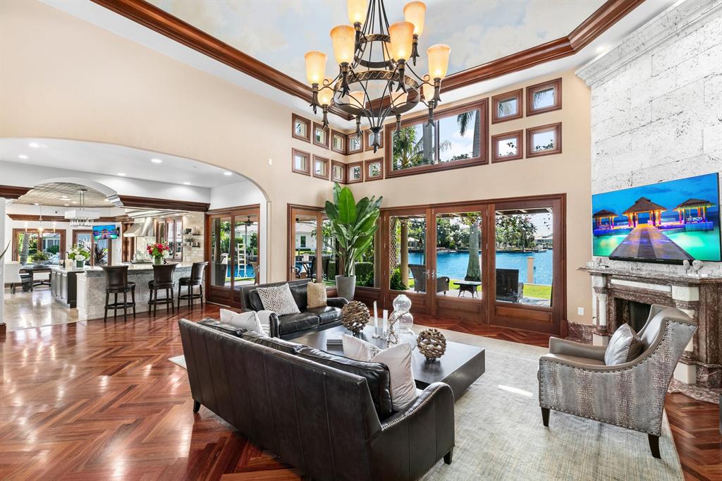 HILLSBORO ISLES - Residential