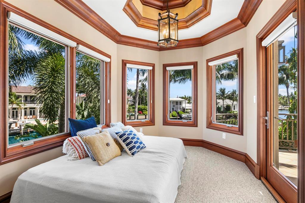 HILLSBORO ISLES - Residential