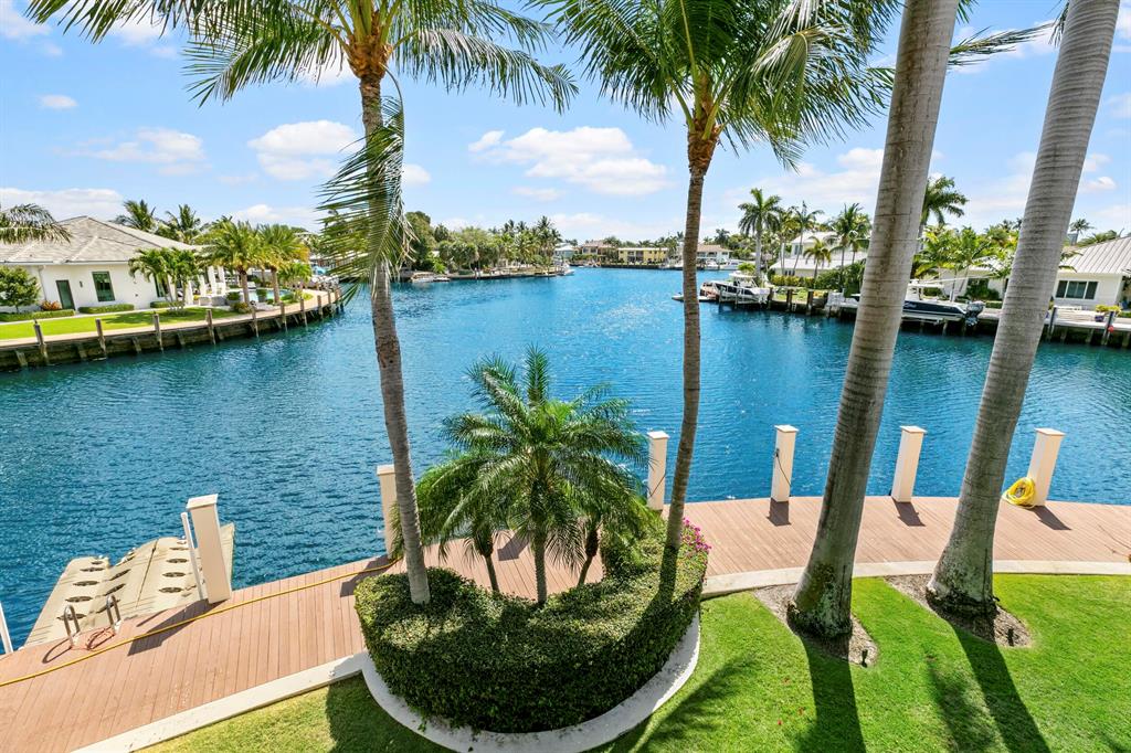 HILLSBORO ISLES - Residential