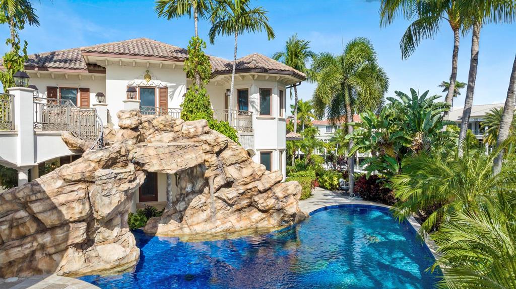 HILLSBORO ISLES - Residential