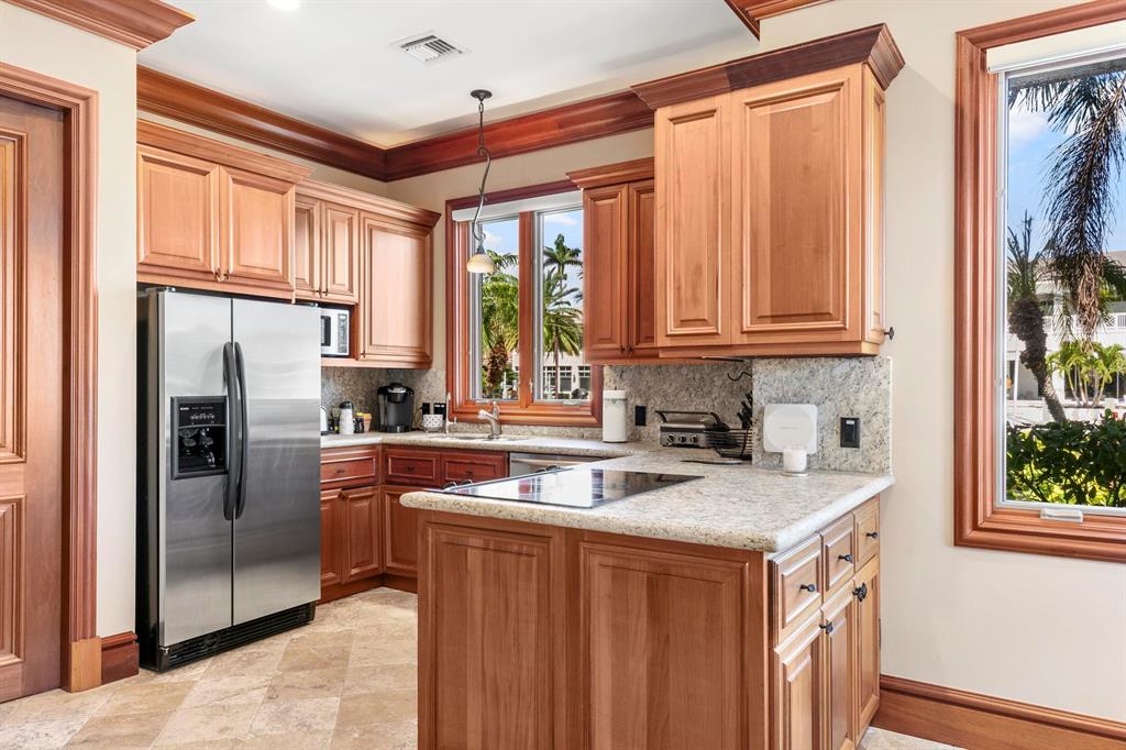 HILLSBORO ISLES - Residential