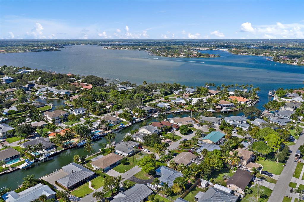 RIO VISTA OF ISLAND SHORES - Land