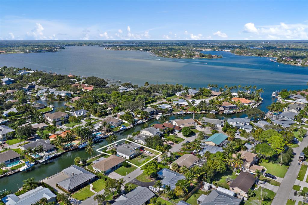 RIO VISTA OF ISLAND SHORES - Land