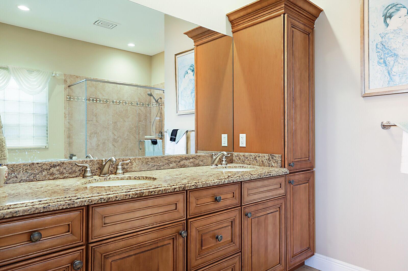 10260 NW 60th Place