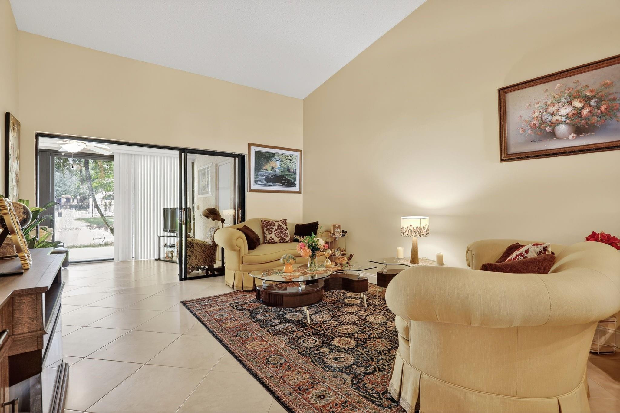 GINGER TREE - Residential