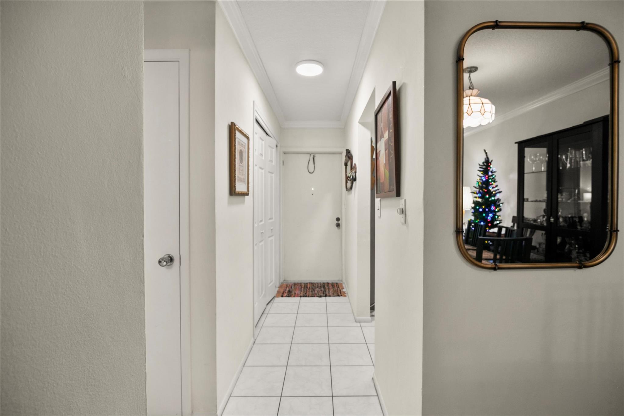 COACH HOUSE EAST & WEST - Residential