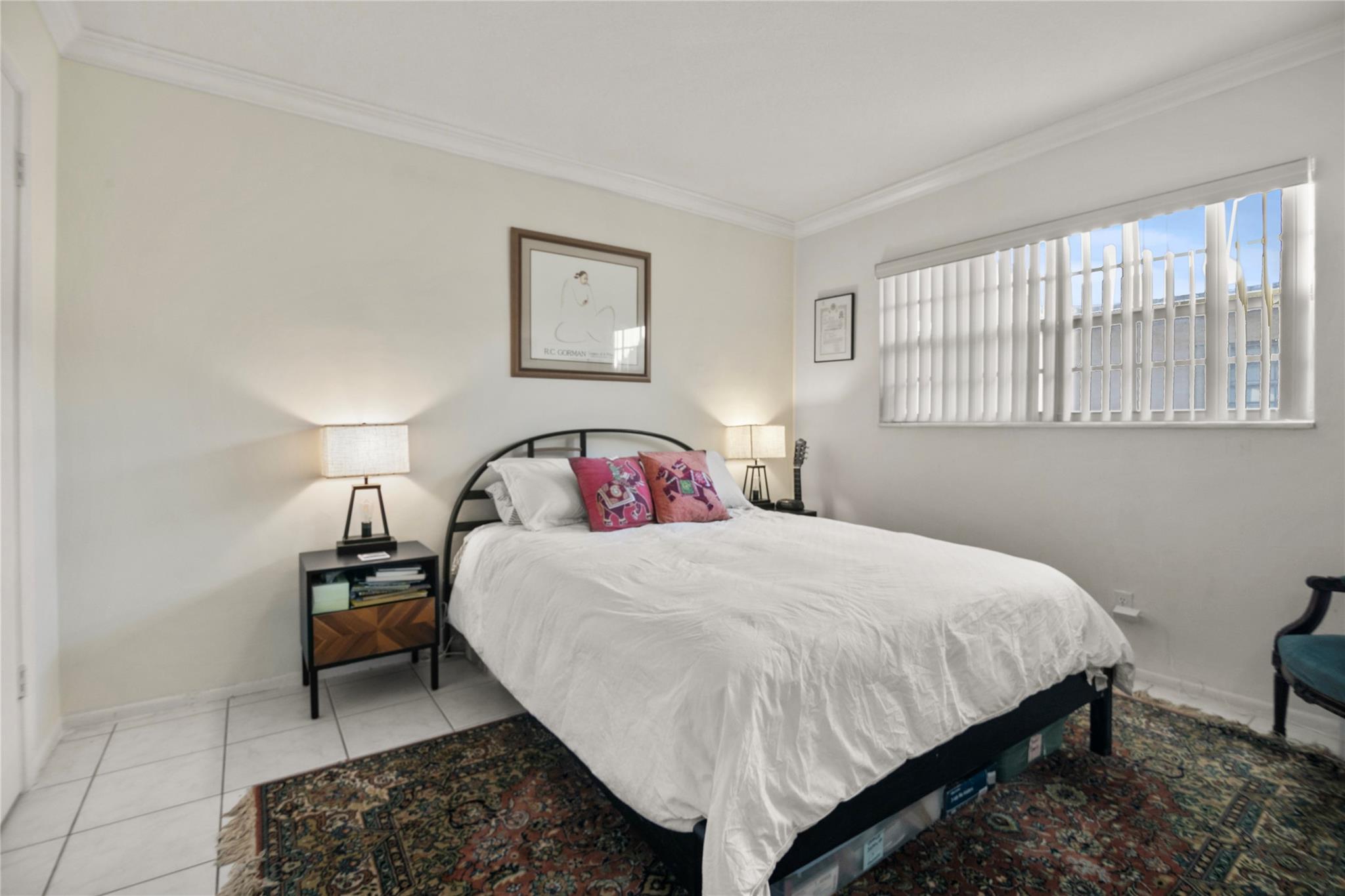 COACH HOUSE EAST & WEST - Residential