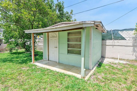 Tiny photo for 1302 SW 22nd Avenue, Fort Lauderdale, FL 33312 (MLS # B26044739)