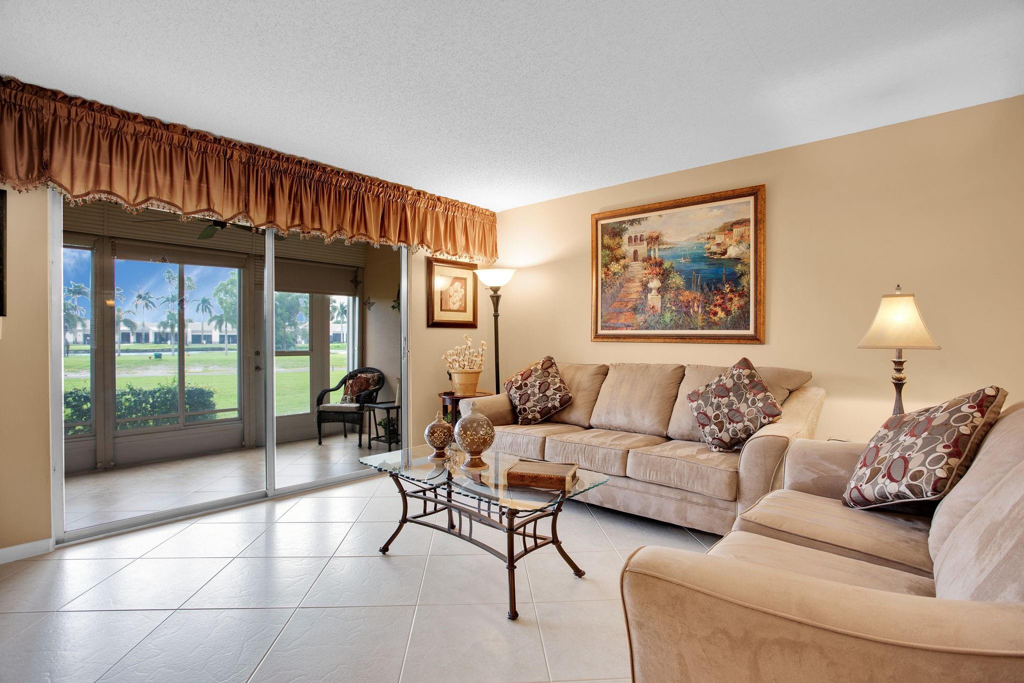 WYNMOOR - Residential