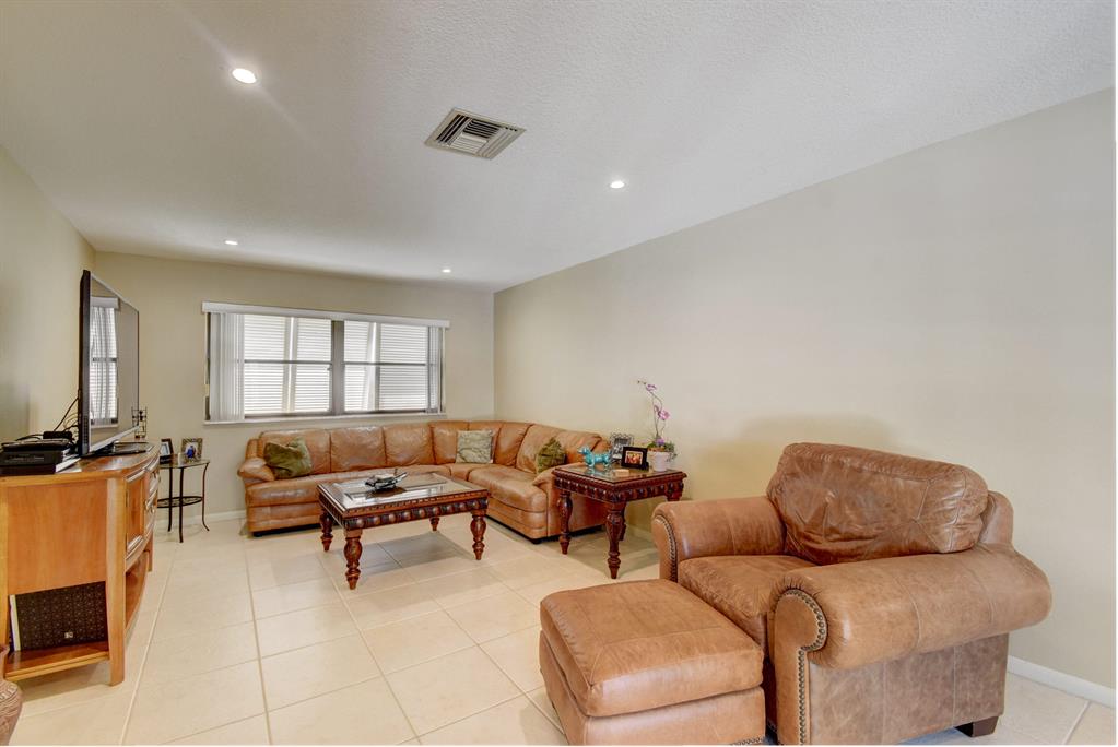 FLORAL PARK - Residential