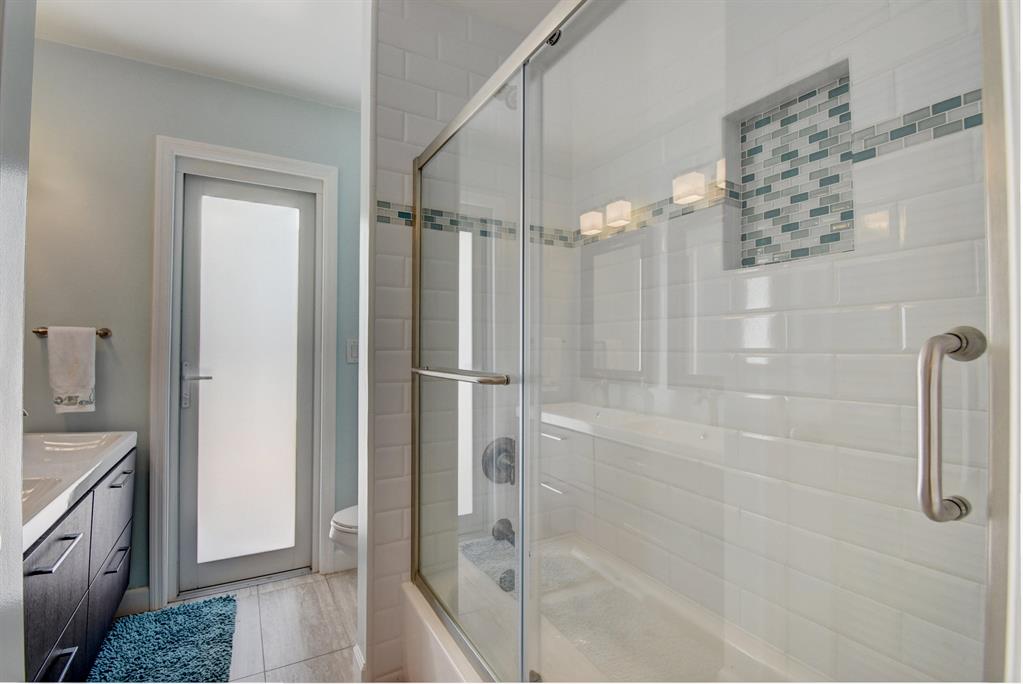 FLORAL PARK - Residential