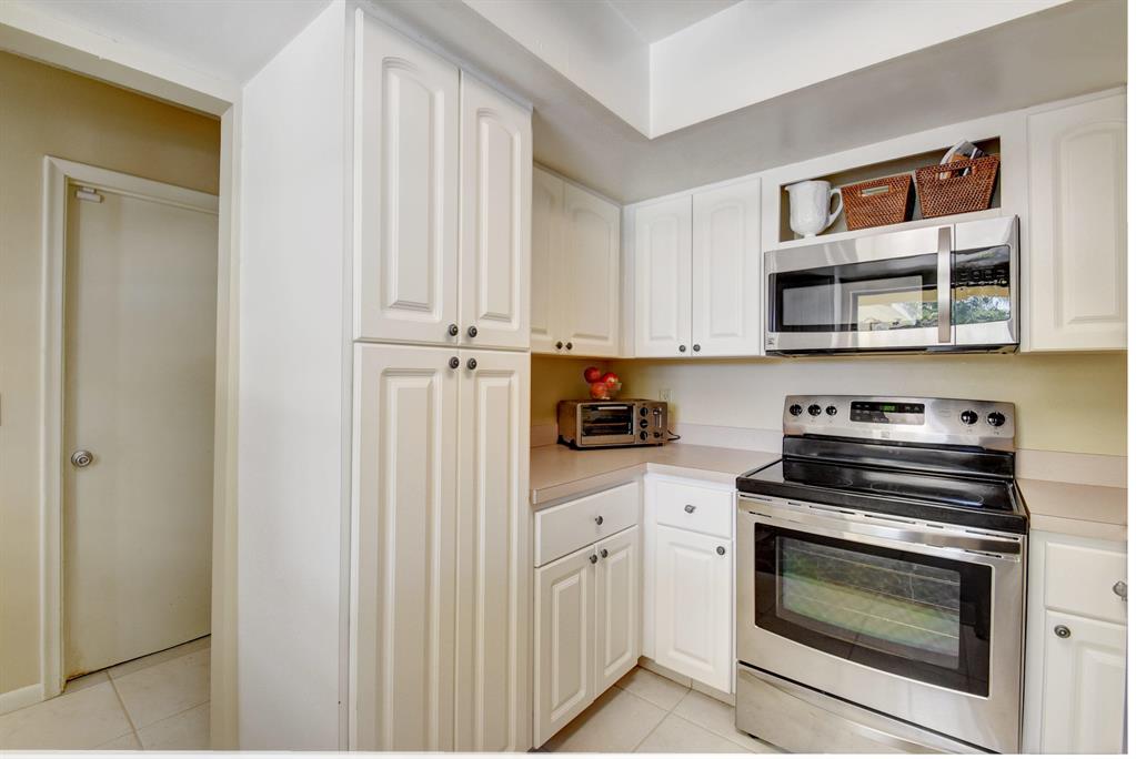 FLORAL PARK - Residential