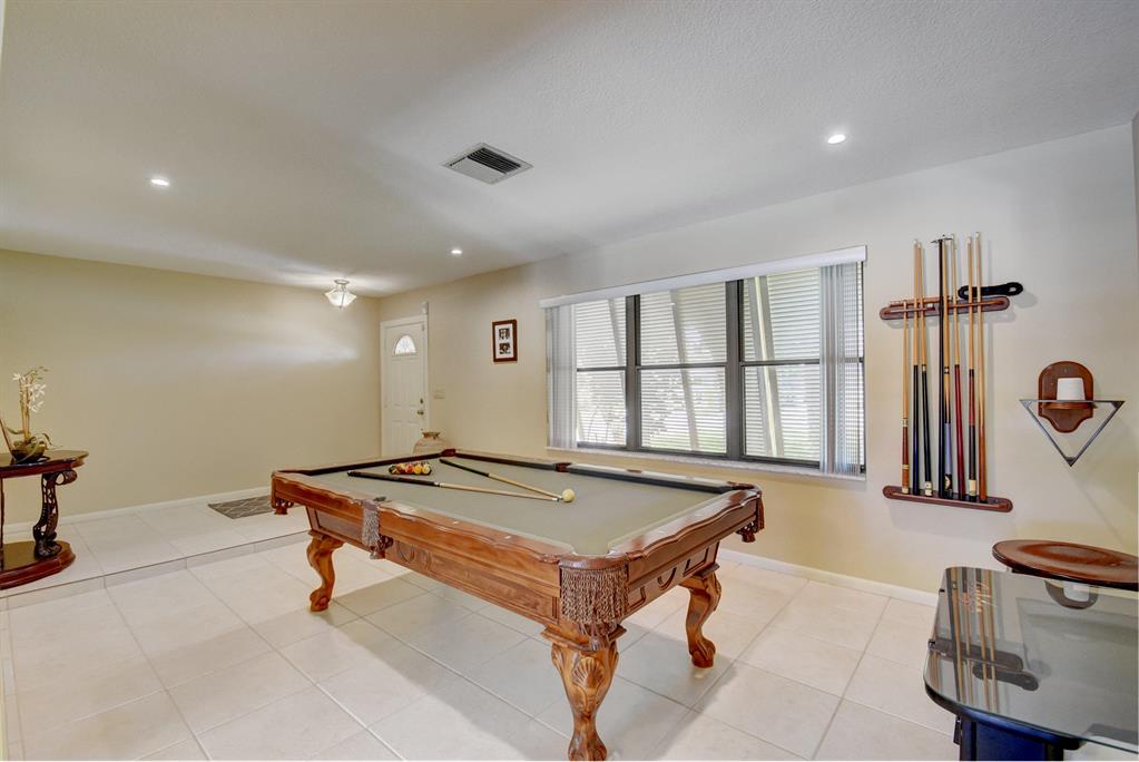 FLORAL PARK - Residential