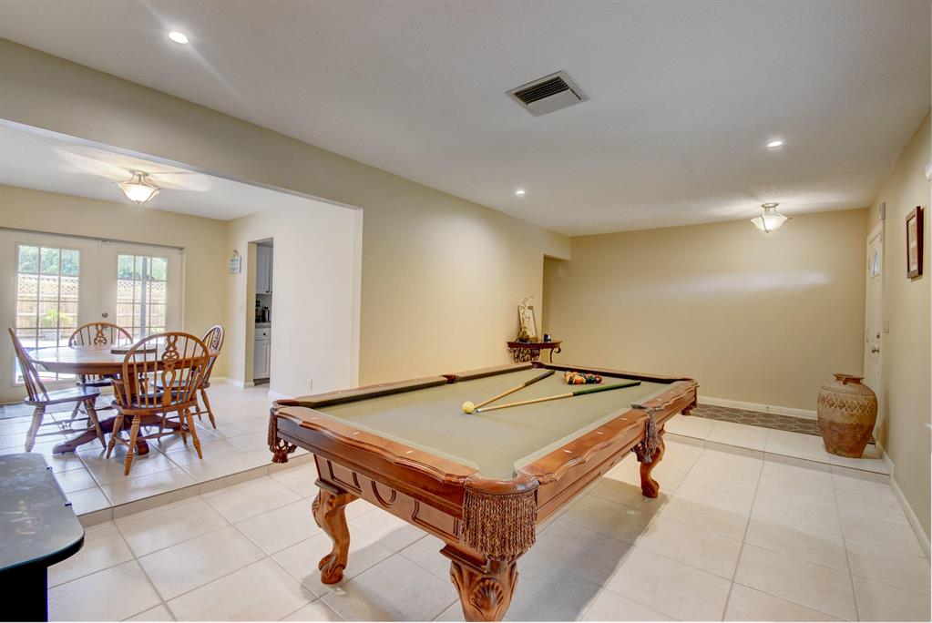 FLORAL PARK - Residential