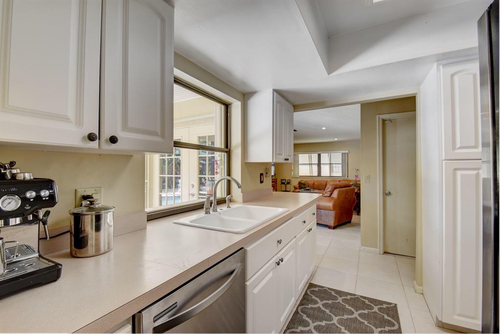 FLORAL PARK - Residential