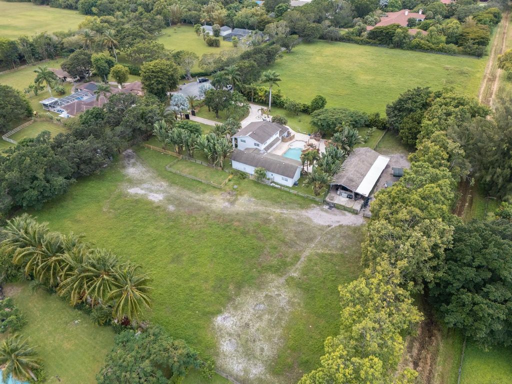 Photo of 8233 Stagecoach Lane, Boca Raton, FL 33496 (MLS # F10541201)
