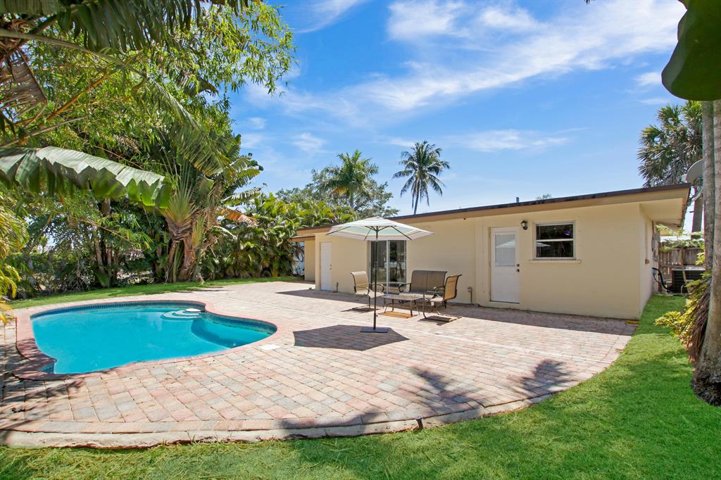 BOCA RATON SQUARE UNIT 2 - Residential