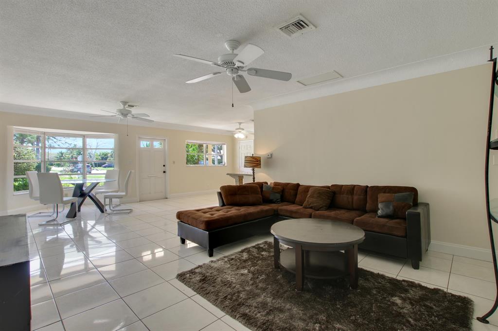 BOCA RATON SQUARE UNIT 2 - Residential