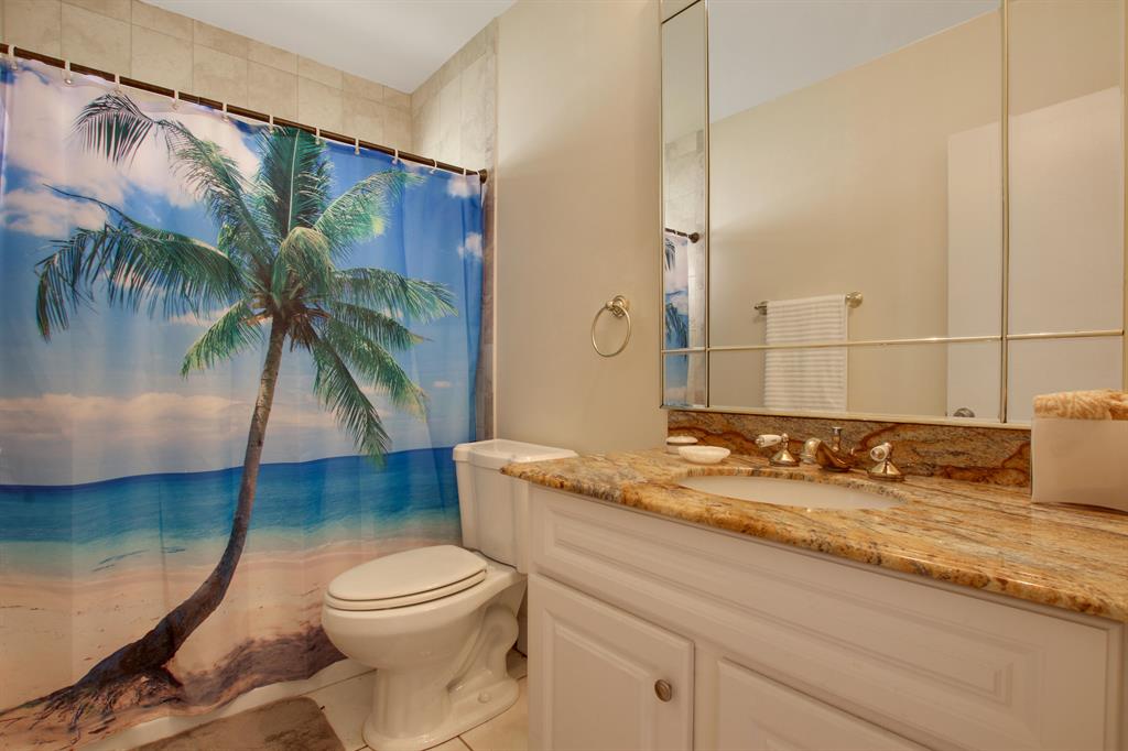 BOCA RATON SQUARE UNIT 2 - Residential