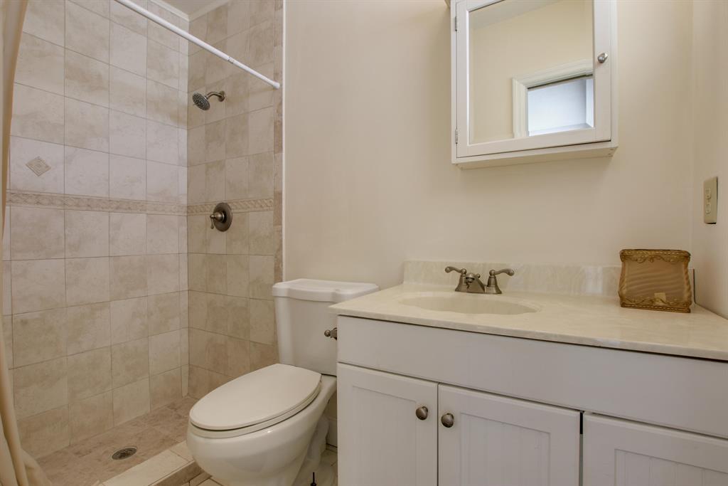 BOCA RATON SQUARE UNIT 2 - Residential