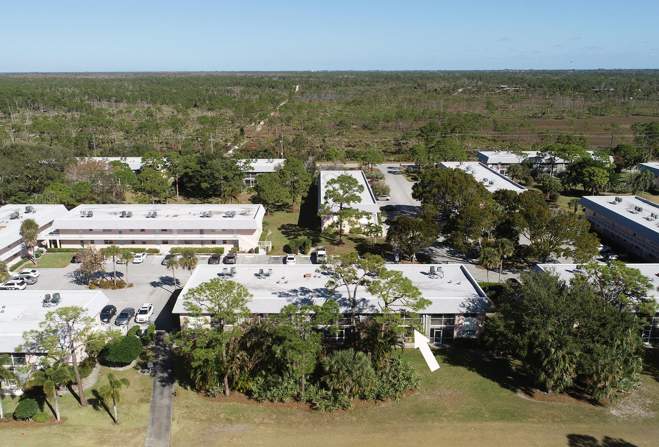 THE LITTLE CLUB CONDO - Residential