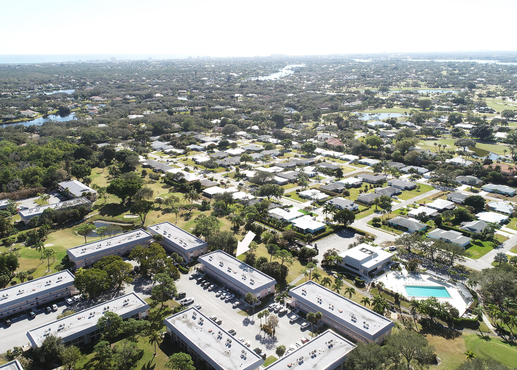 THE LITTLE CLUB CONDO - Residential