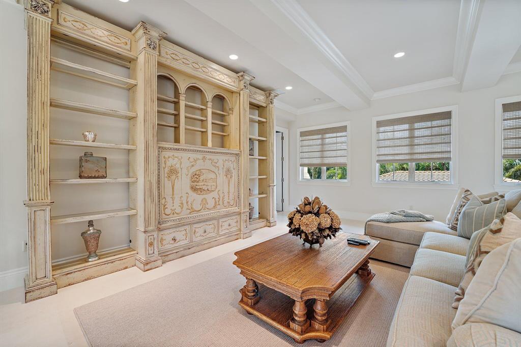 OLD PALM 4 - Residential