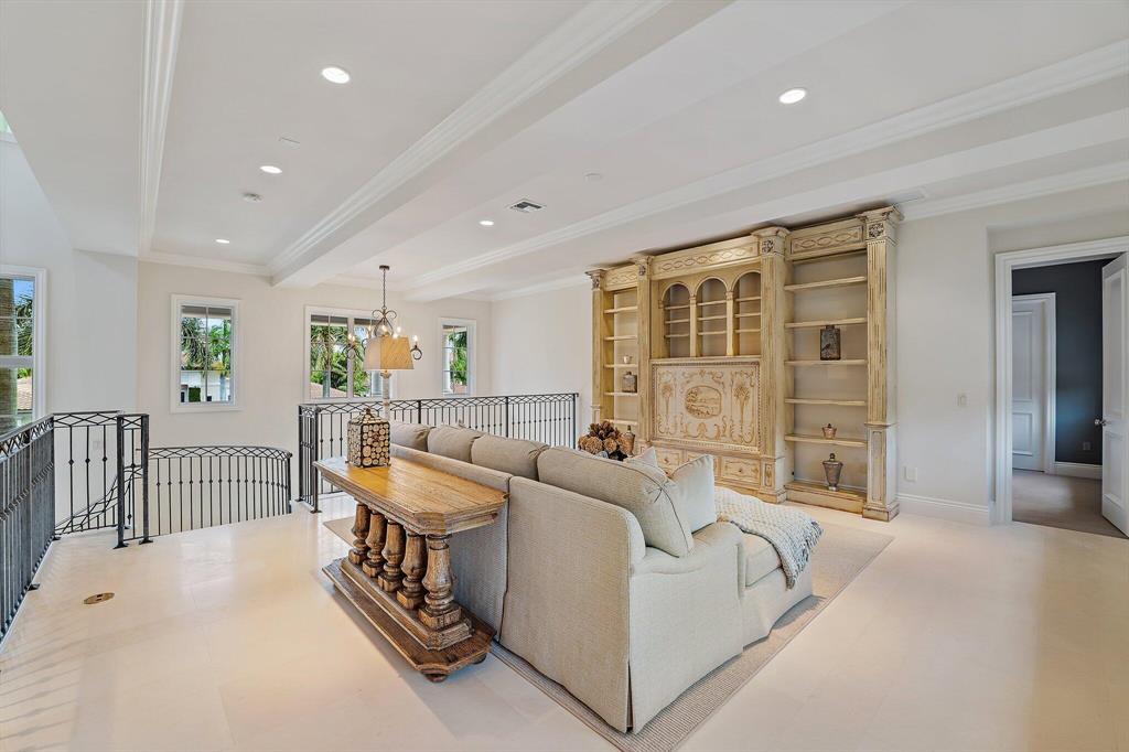 OLD PALM 4 - Residential