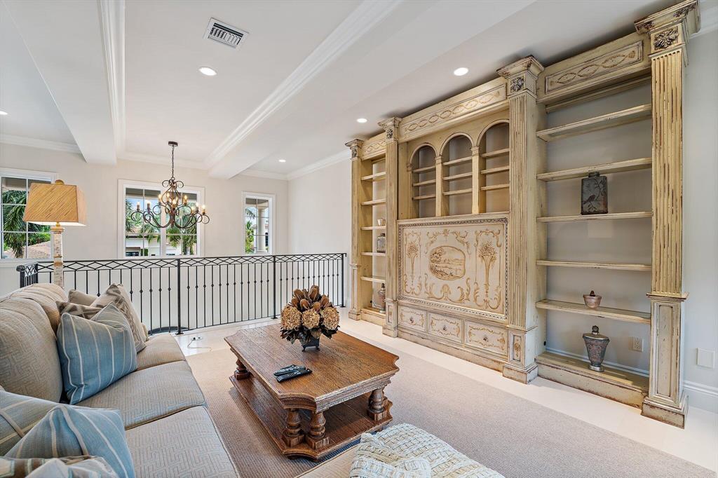 OLD PALM 4 - Residential