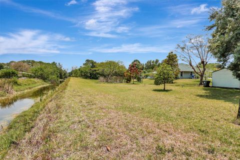 Single Family Residence in The Acreage FL 17335 36th Court Ct 36.jpg