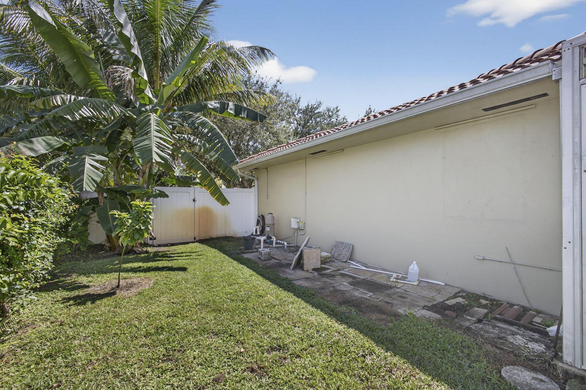 LAKE CLARKE NO 1 IN - Residential