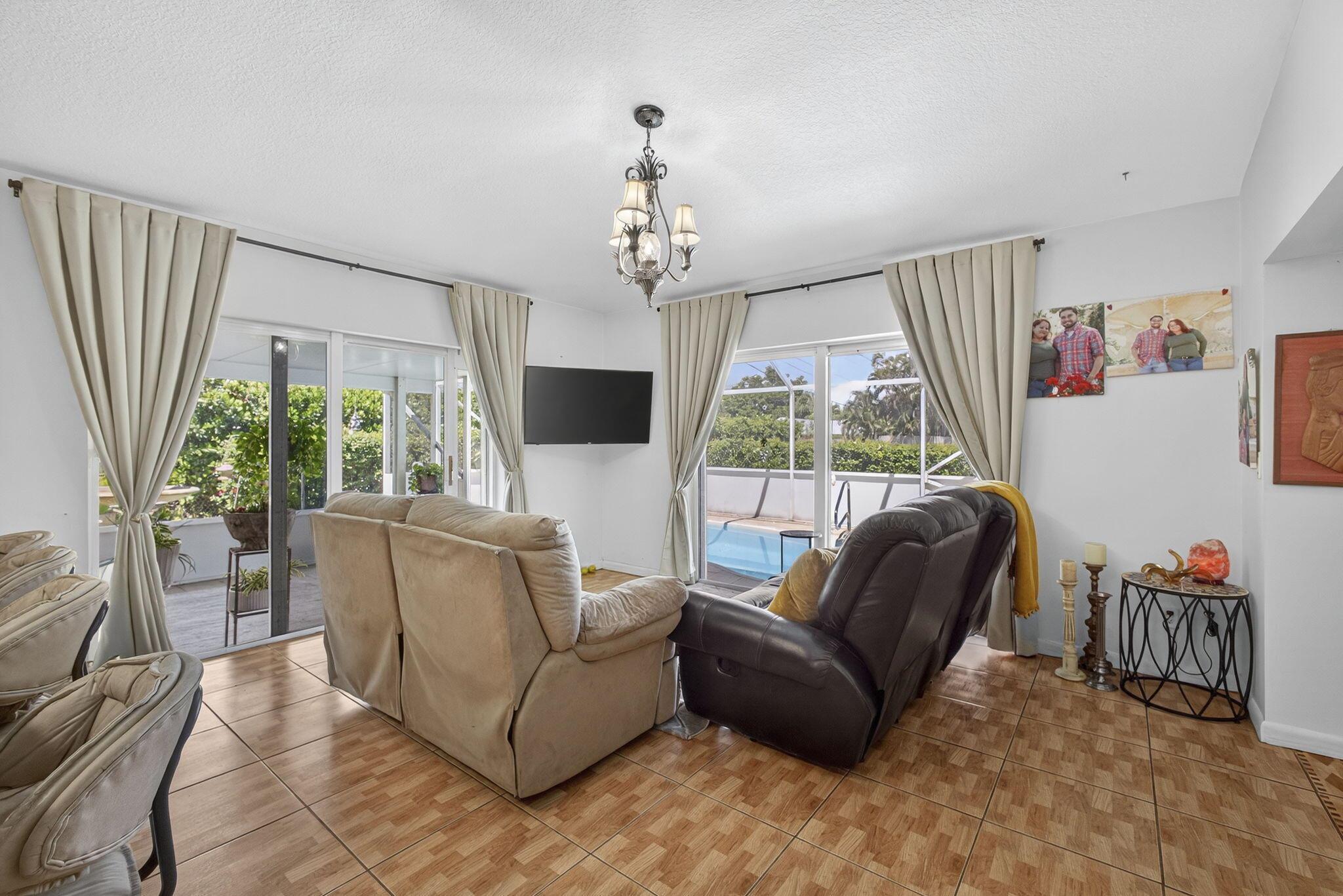 LAKE CLARKE NO 1 IN - Residential