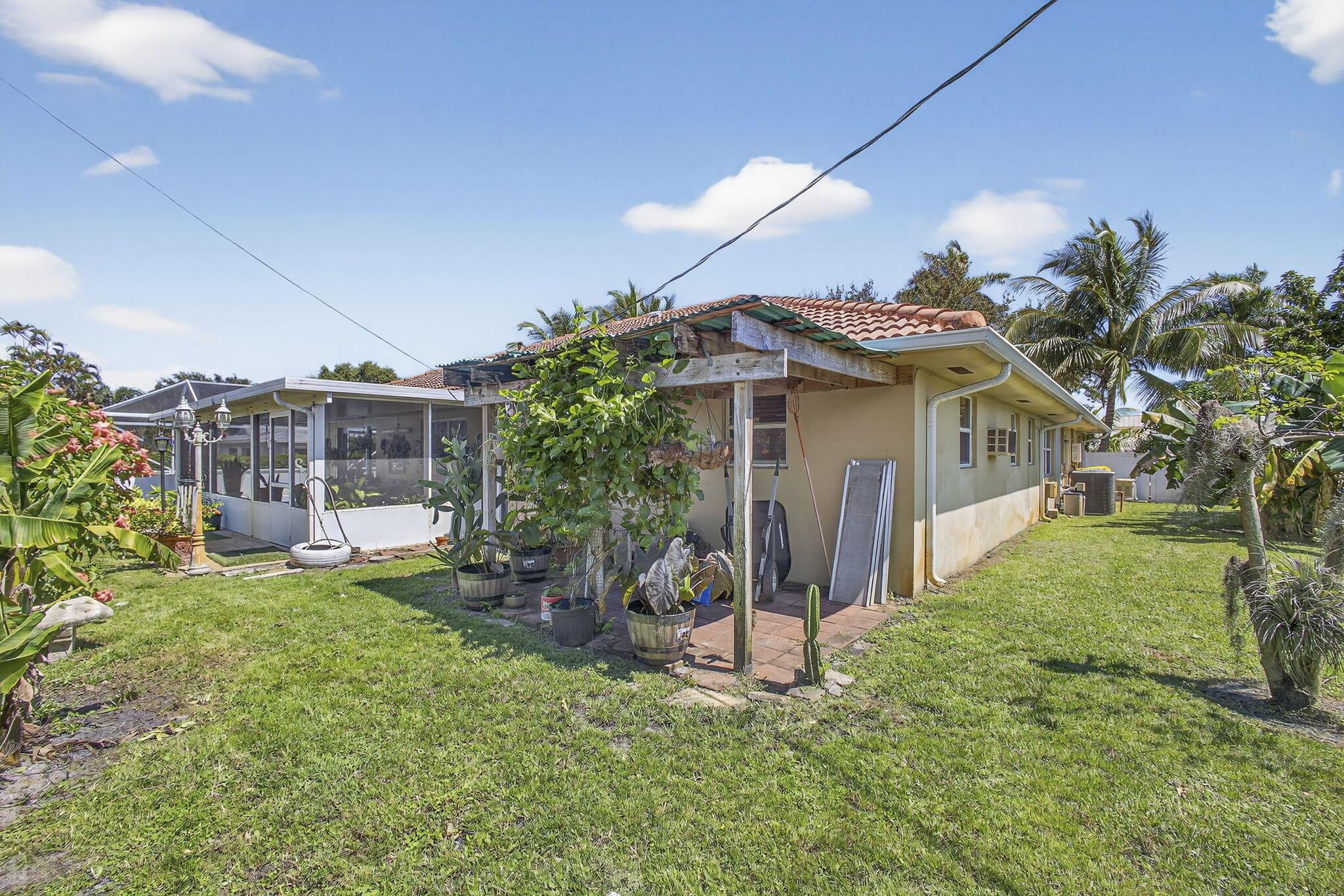 LAKE CLARKE NO 1 IN - Residential