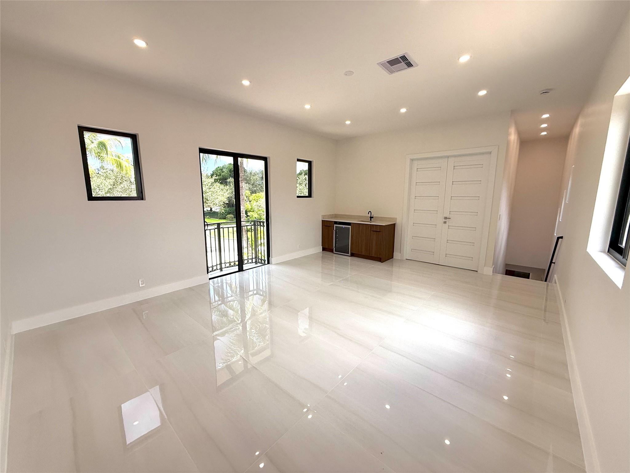 Groves Park Ph II 165-23 - Residential