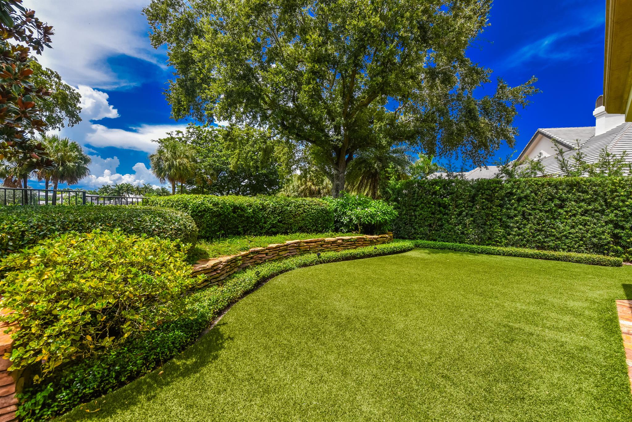 ST ANDREWS COUNTRY CLUB - Residential