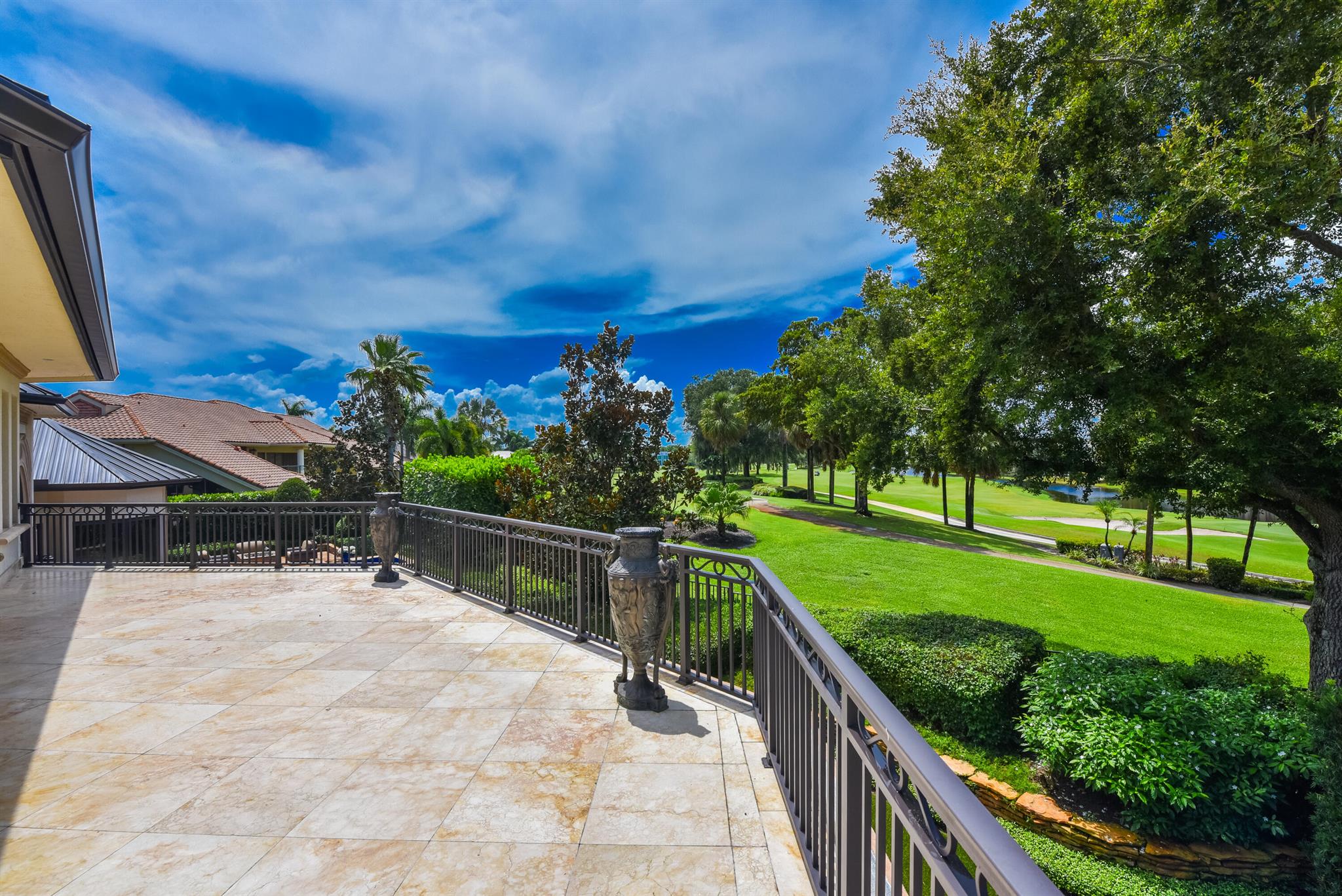 ST ANDREWS COUNTRY CLUB - Residential