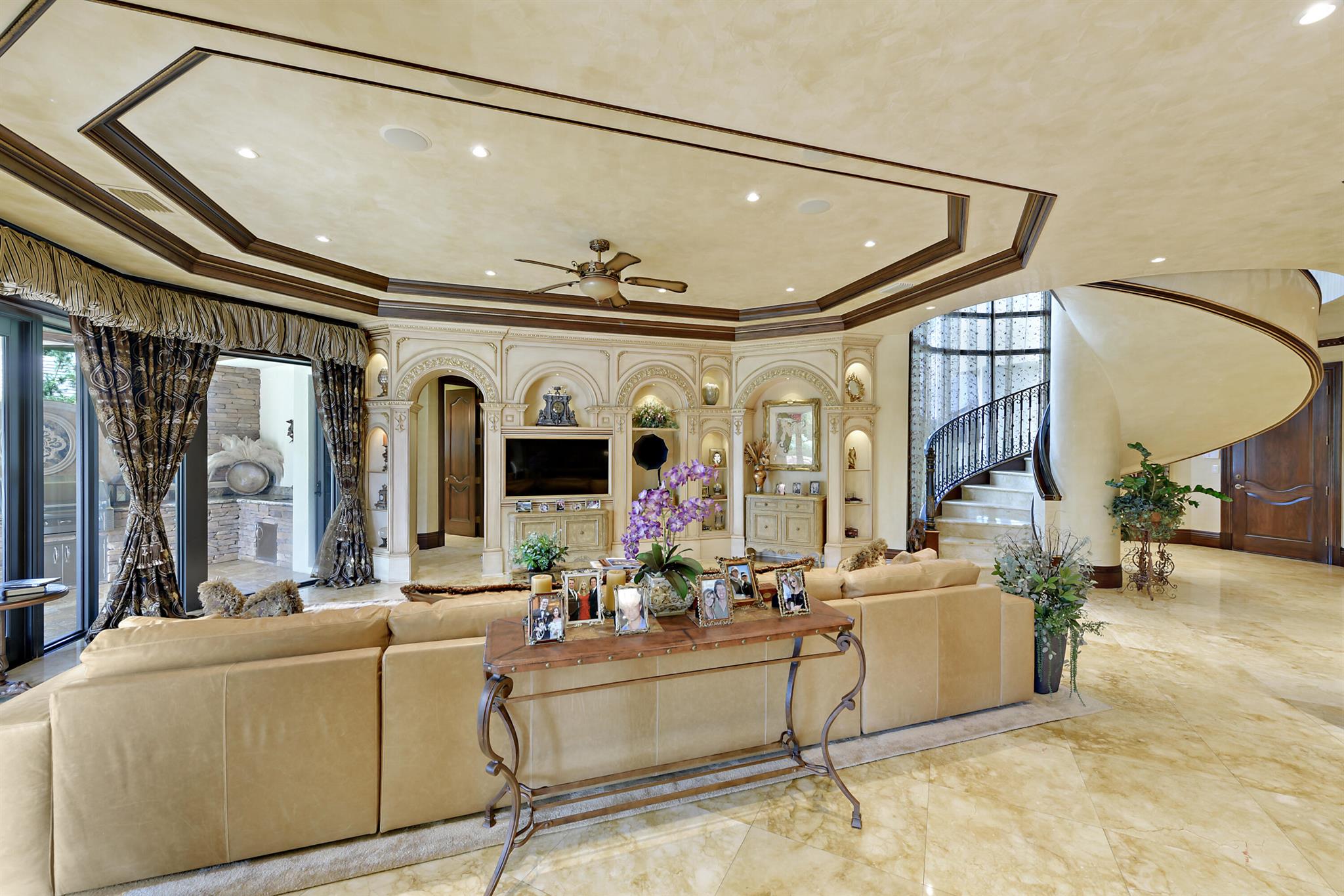 ST ANDREWS COUNTRY CLUB - Residential