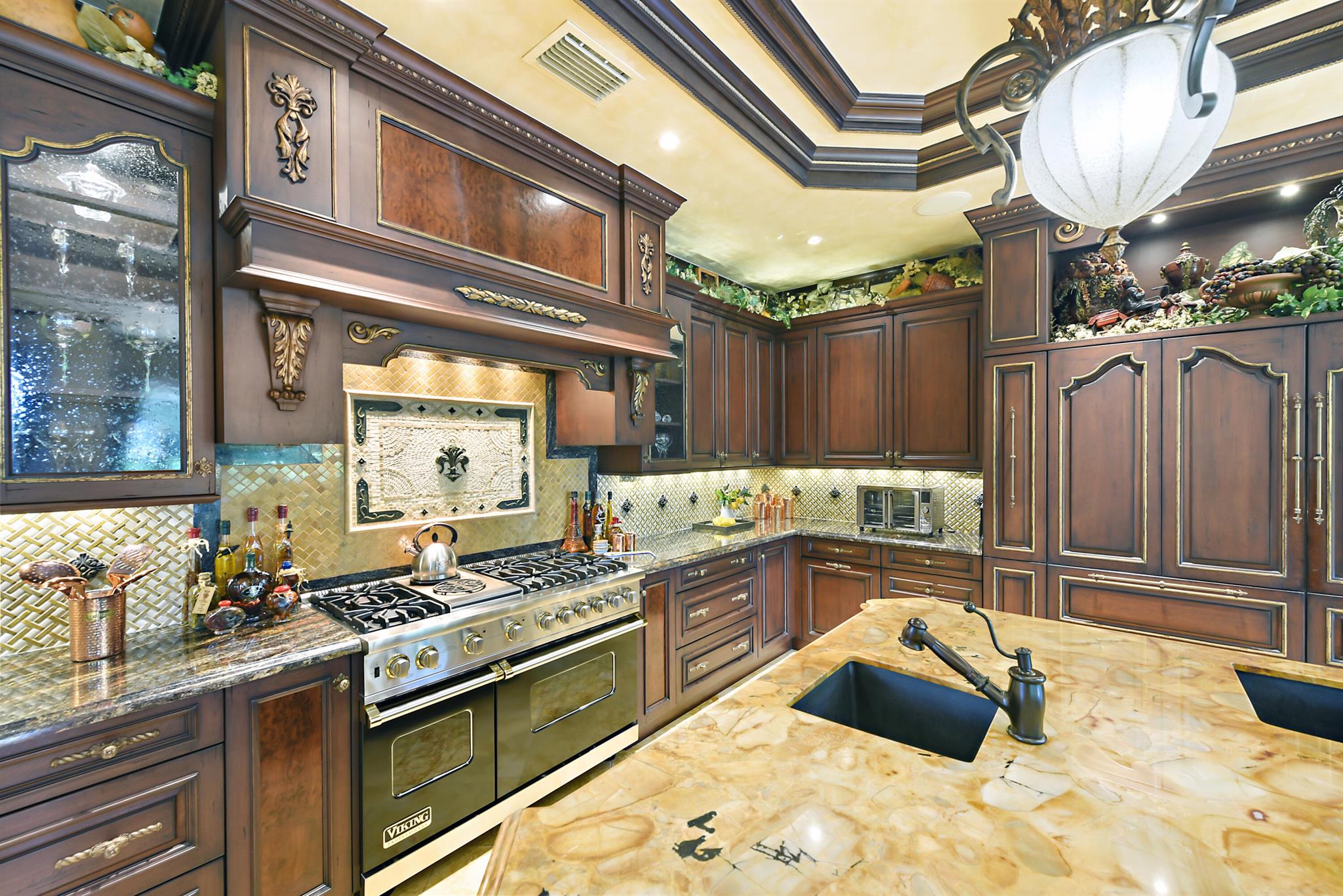 ST ANDREWS COUNTRY CLUB - Residential