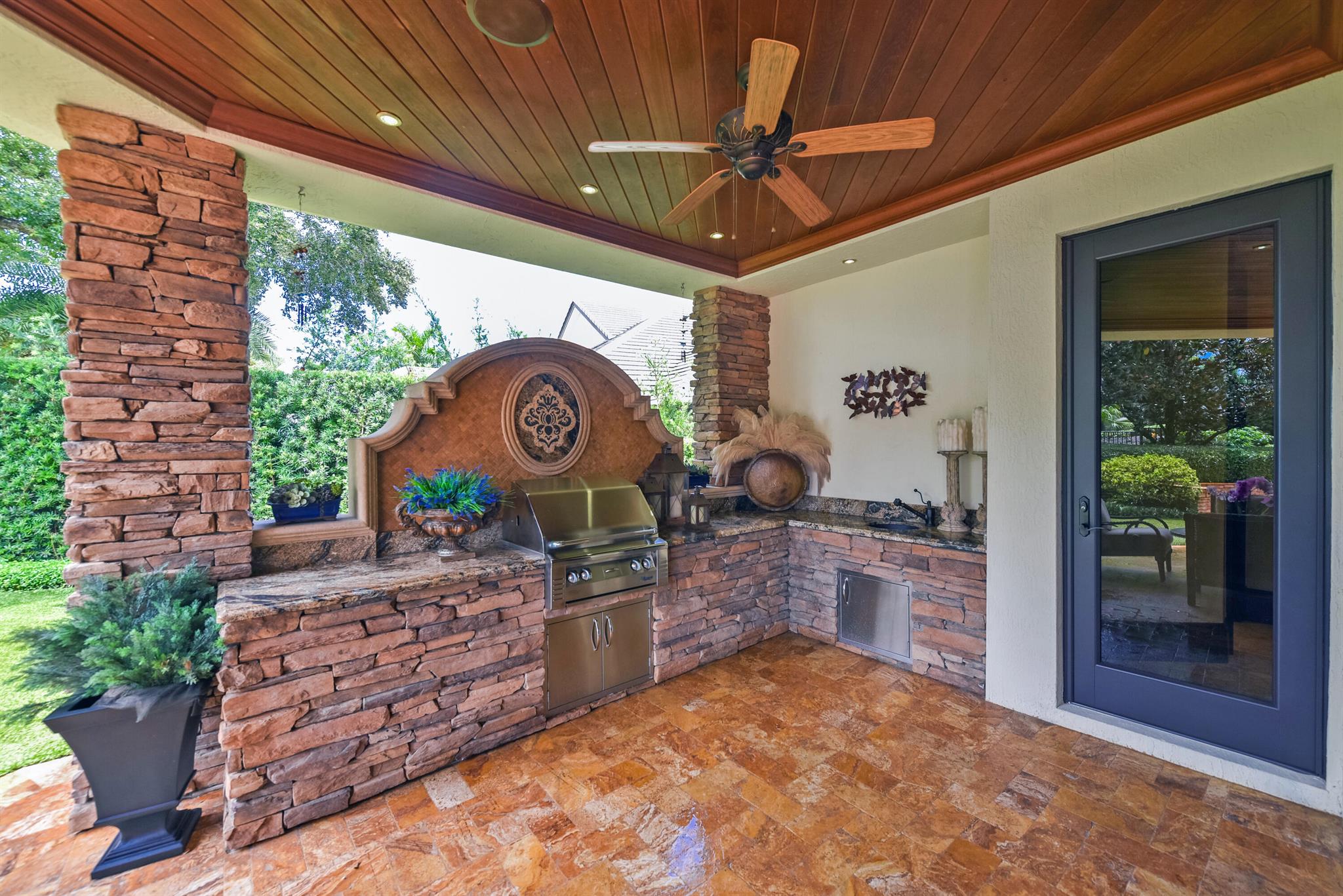 ST ANDREWS COUNTRY CLUB - Residential