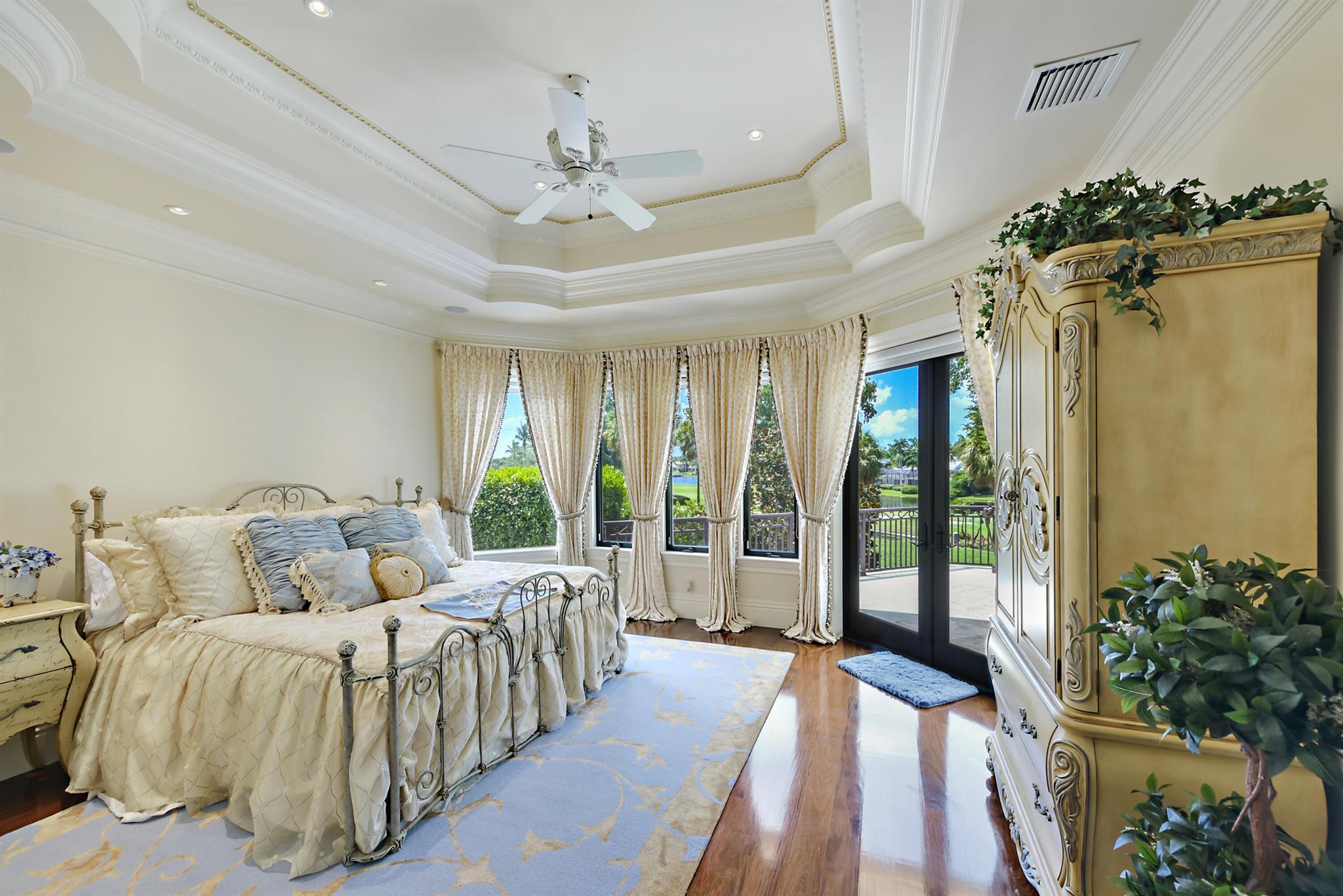 ST ANDREWS COUNTRY CLUB - Residential