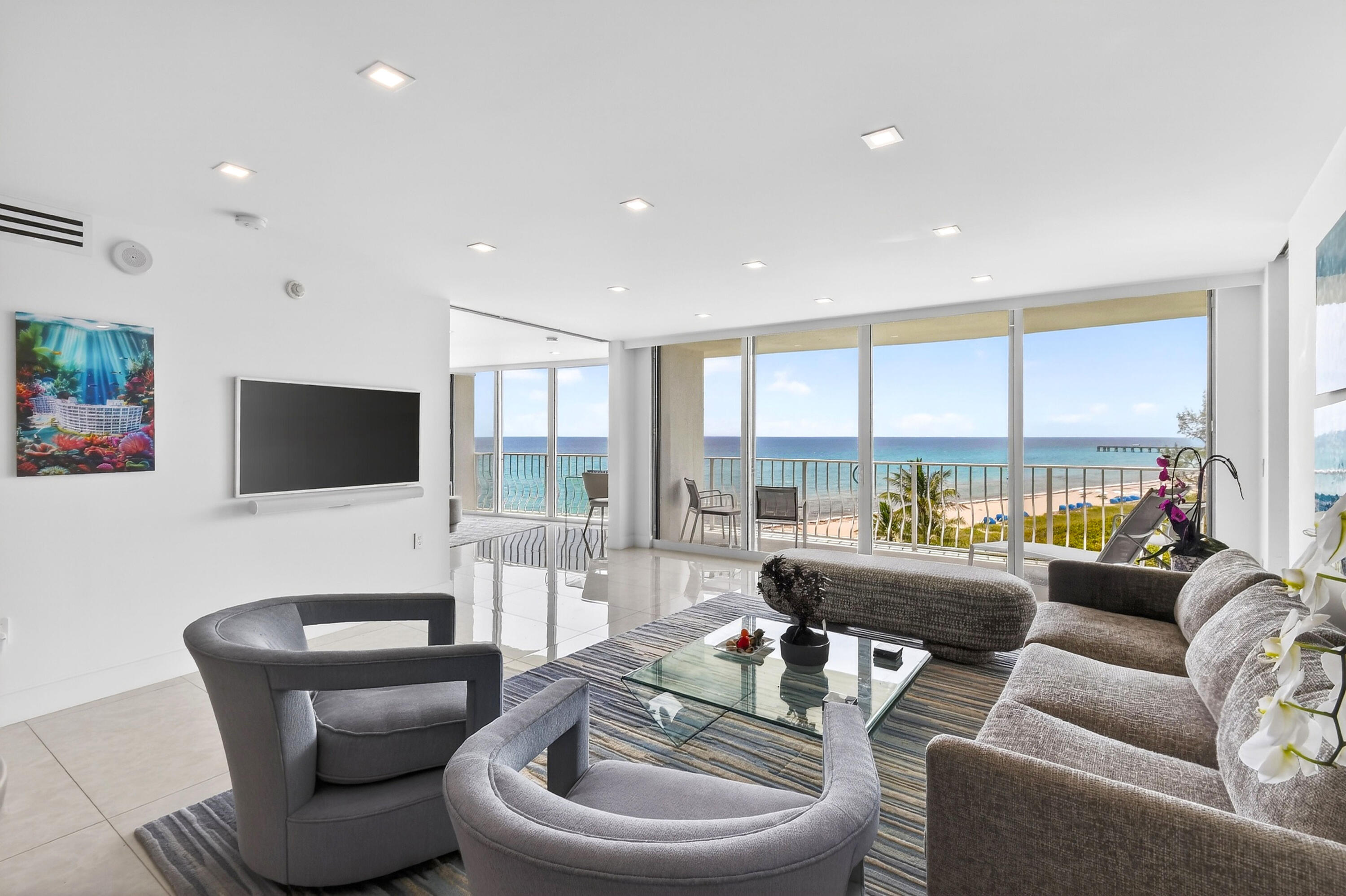 2774 S Ocean Boulevard 704
