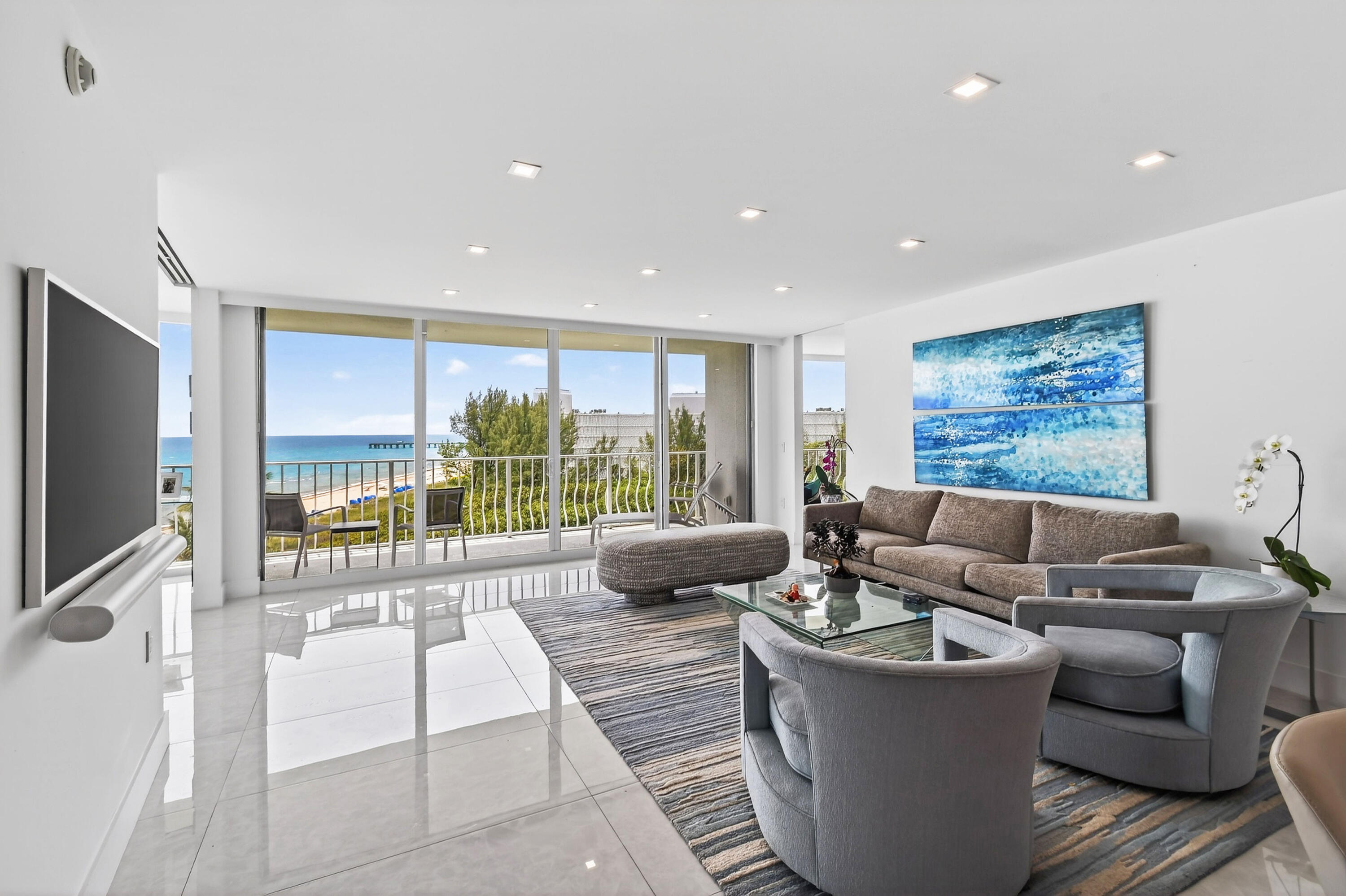 2774 S Ocean Boulevard 704